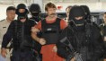 /album/galerie-foto-viktor-bout/un-pas-de-plus-vers-l-extradition-de-viktor-bout-alias-lord-of-war-jpg/